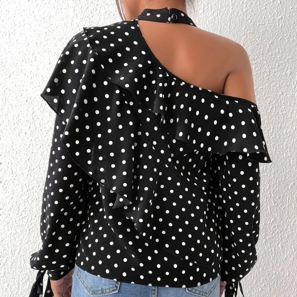 Classic Polka Dot One Shoulder Ruffle Blouse - Picture 4 of 4